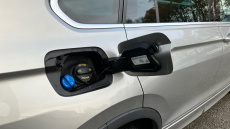 Volkswagen Tiguan 2.0 TDi 150 R-Line 5dr DSG Diesel Estate